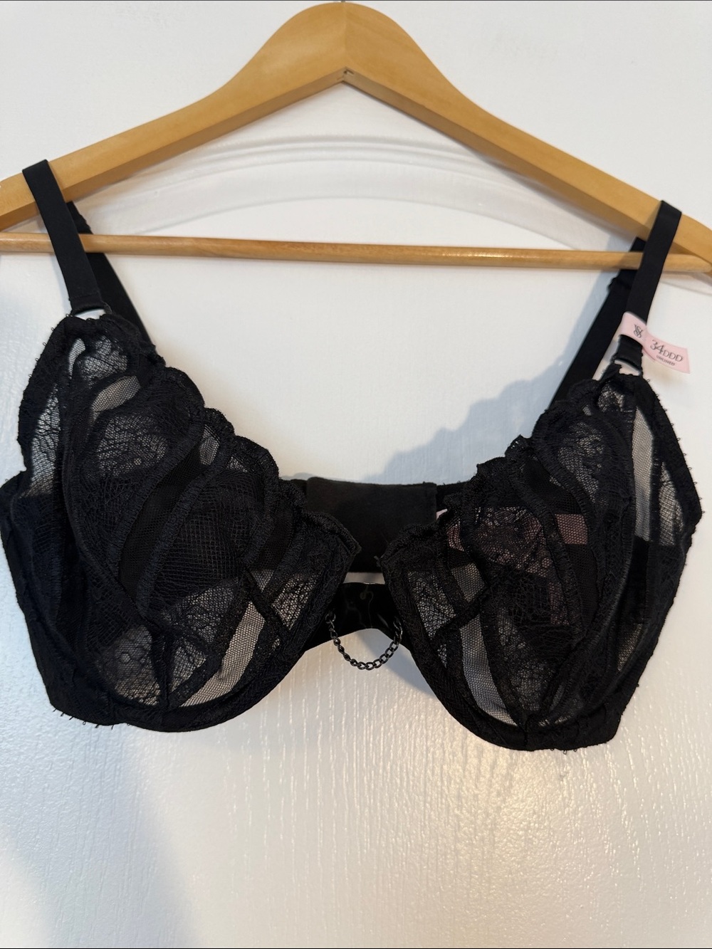 Victoria's Secret Very Sexy Black Lace Unlined Demi Bra Chain 34DDD NWT